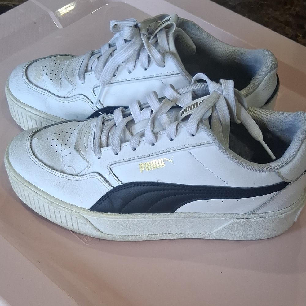 Puma Women White and Navy Sneakers